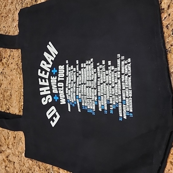 Ed Sheeran Divide World Tour Tote Bag - 15x16 - Picture 4 of 5